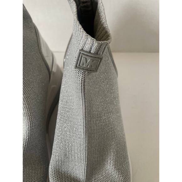 MICHAEL Michael Kors Skyler Silver Metallic Stretch Knit Sock Booties • Size 8 - Picture 6 of 8